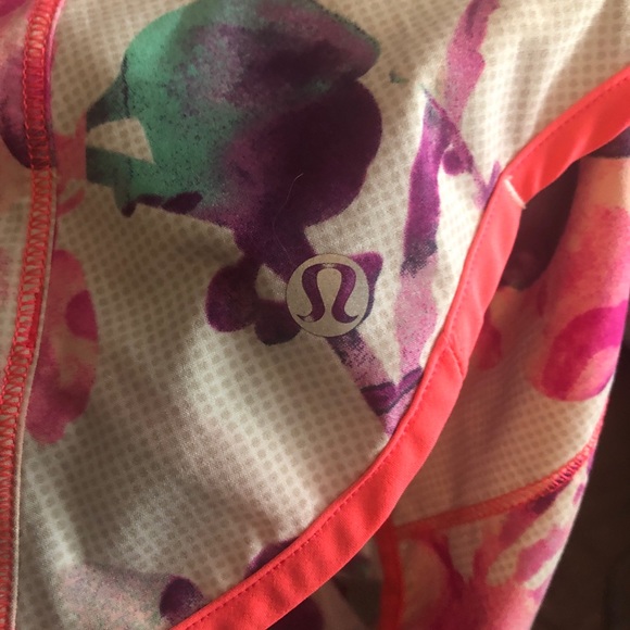 **SOLD** RARE**Lululemon - Turbo Run Shorts - Picture 8 of 8